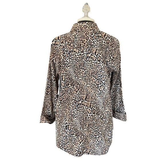 Leopard Print Chico's Shirt (Size 1) - Picture 3 of 7